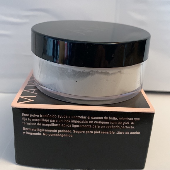 Mary Kay translucent loose powder - Picture 3 of 5